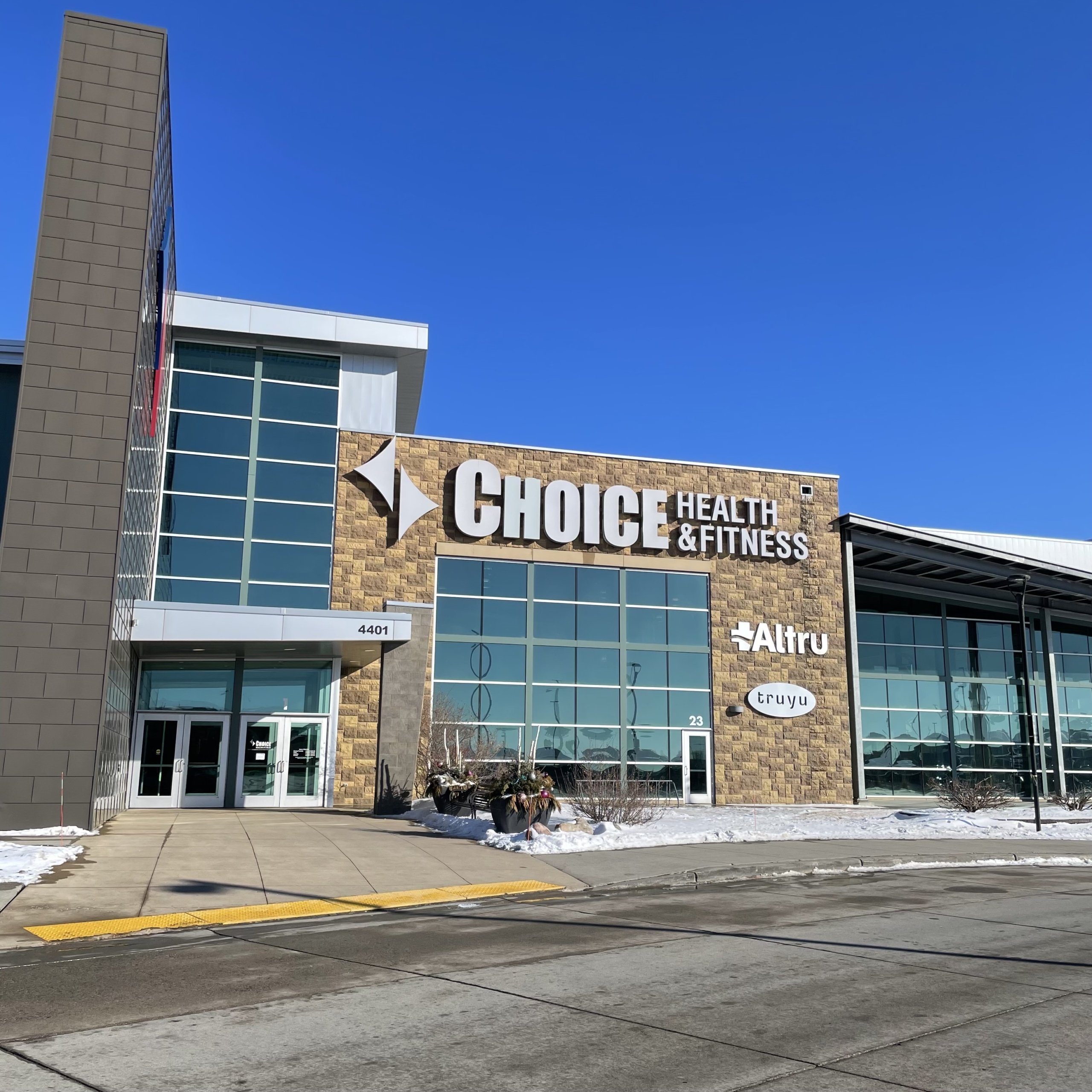 The exterior of Choice Health and Fitness