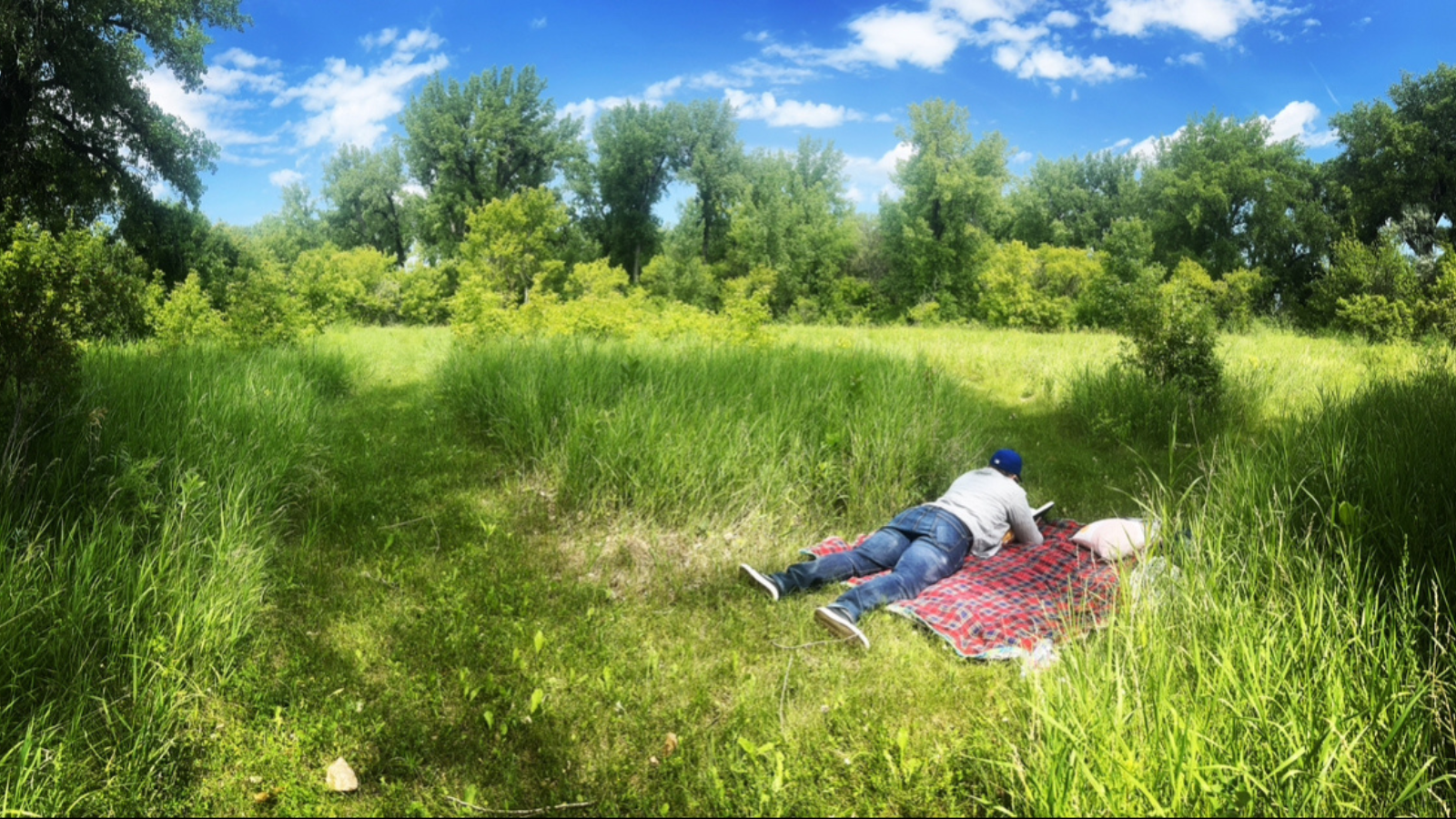 Greenway Chilling Relaxin' off of the Greenway in Grand Forks